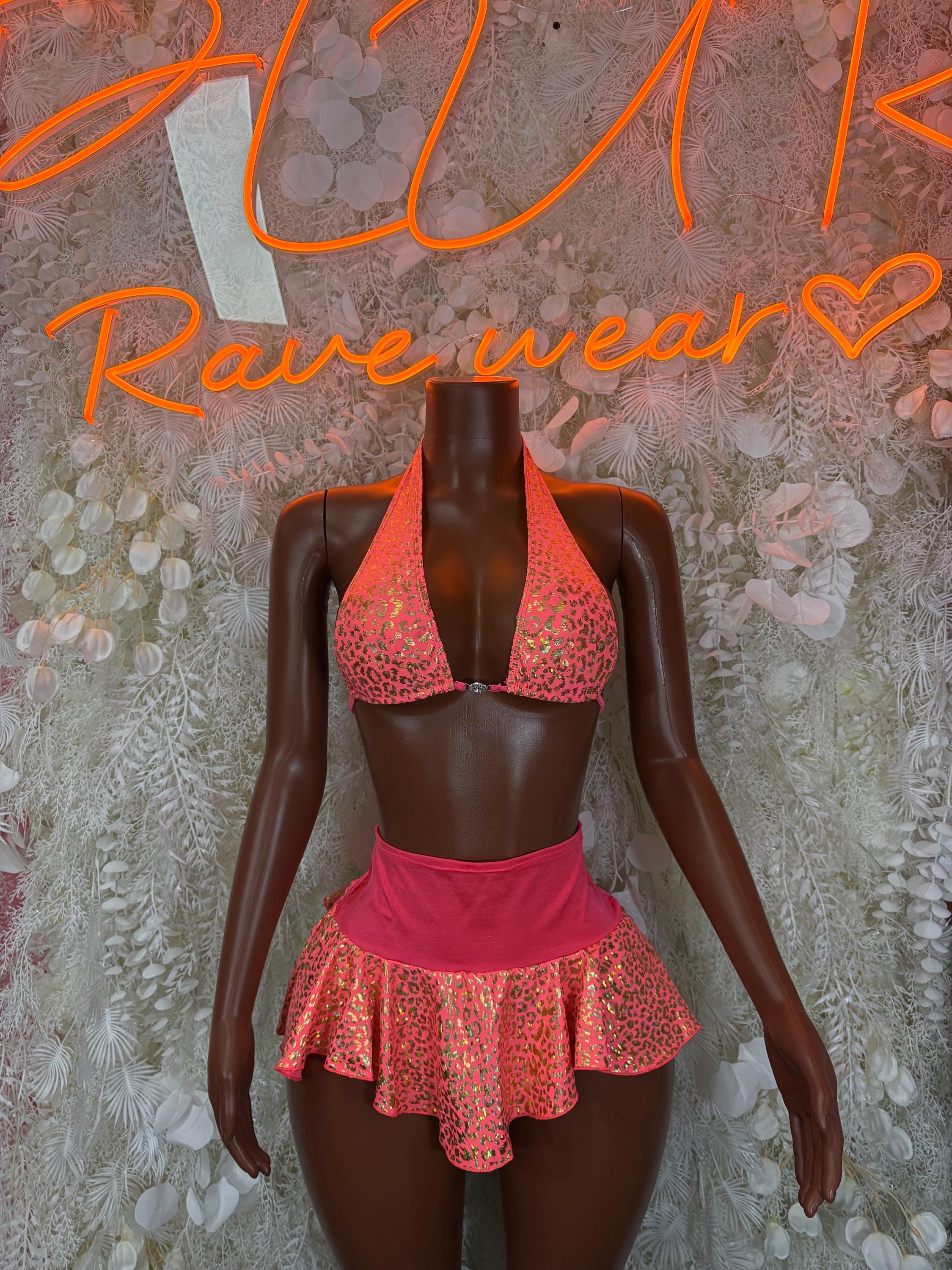 Red animal-print bikini top and ruffled mini skirt, two-piece festival rave set