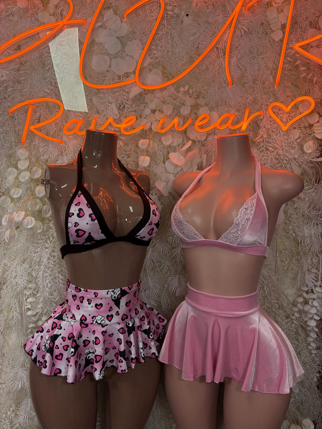 Two-piece club skirt set: pink hearts-print bra top and matching pleated mini skirt