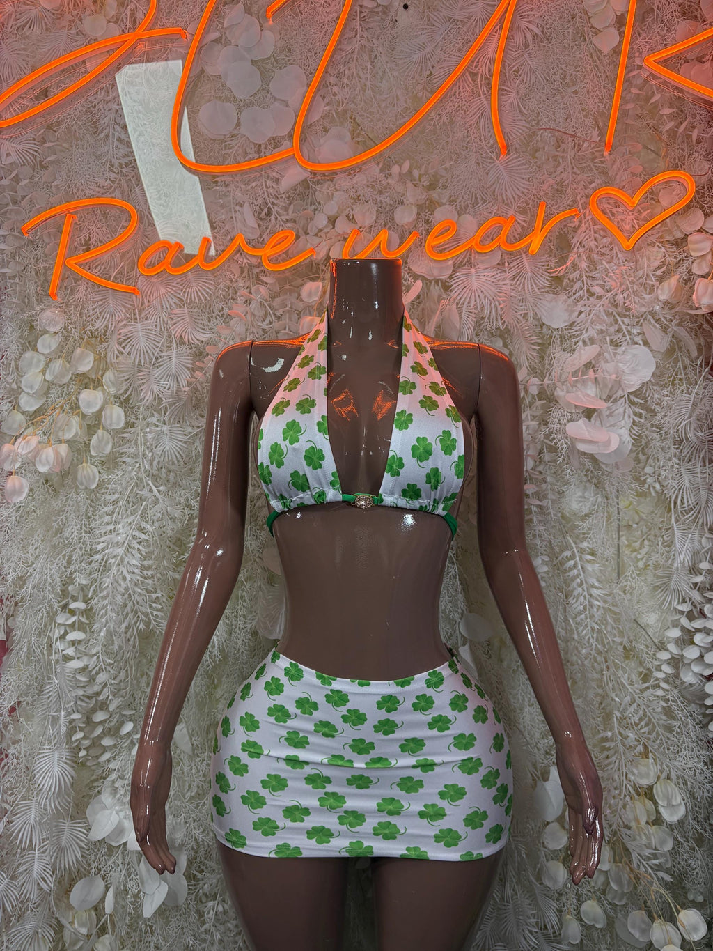 Clover-print halter bra top and mini skirt set, green