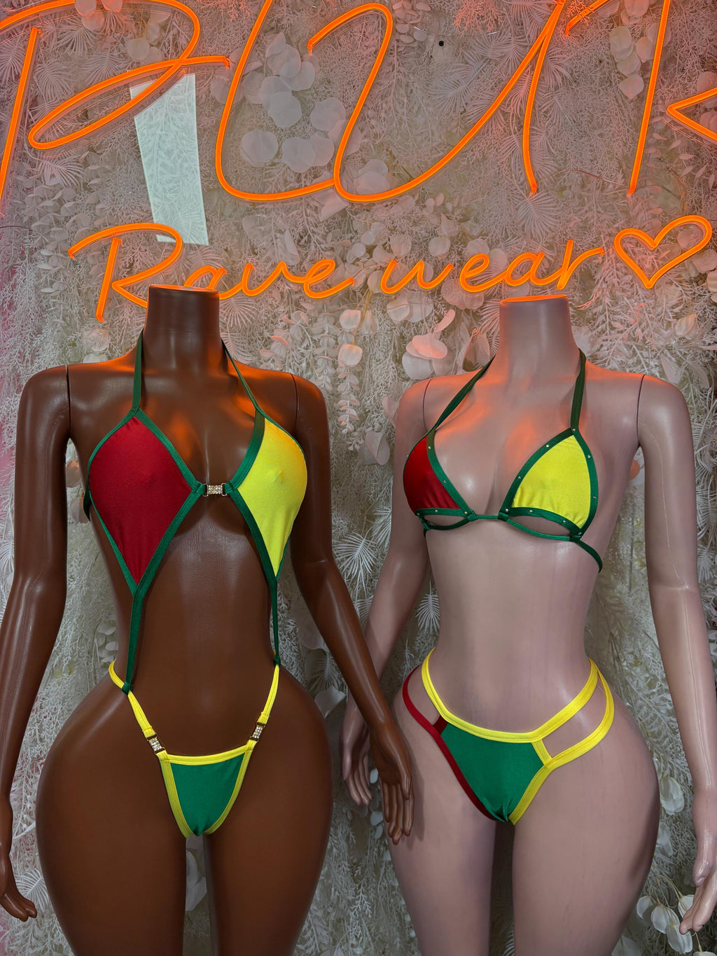 Tri-color string bikini swimsuit, two mannequins shown from front