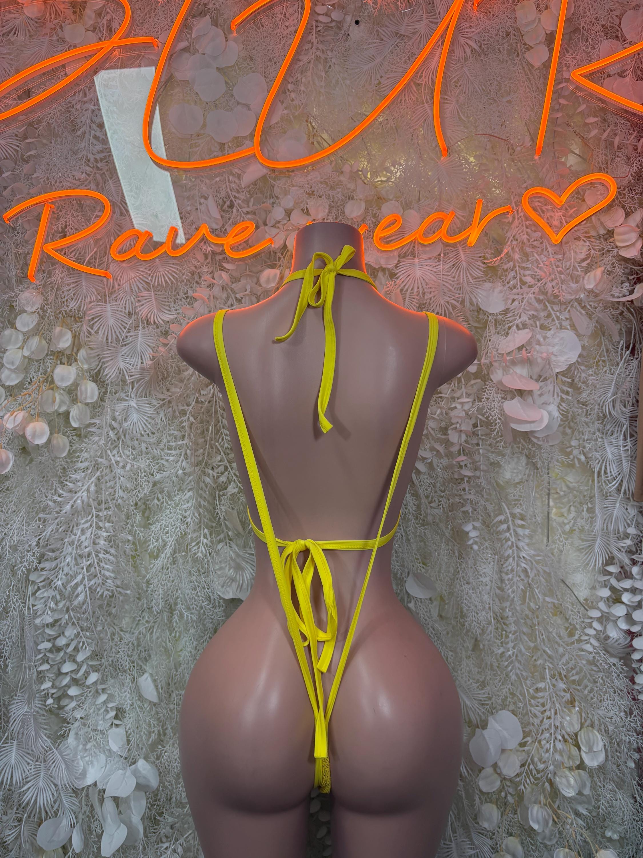 Yellow fringe backless two-piece dancewear set with tie straps and thong bottoms