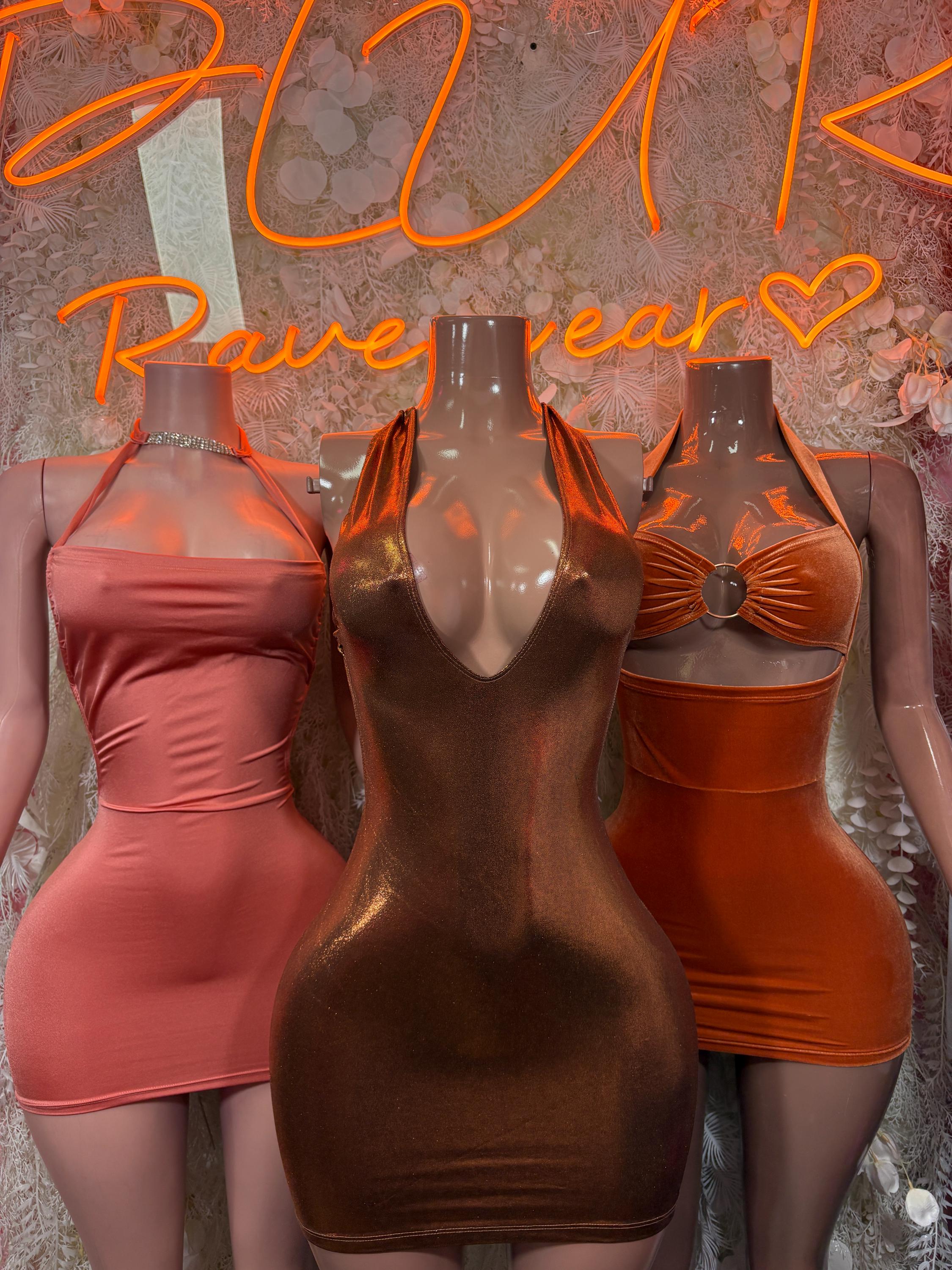 Coral halter neck bodycon mini dress with ruched sweetheart bodice and halter straps