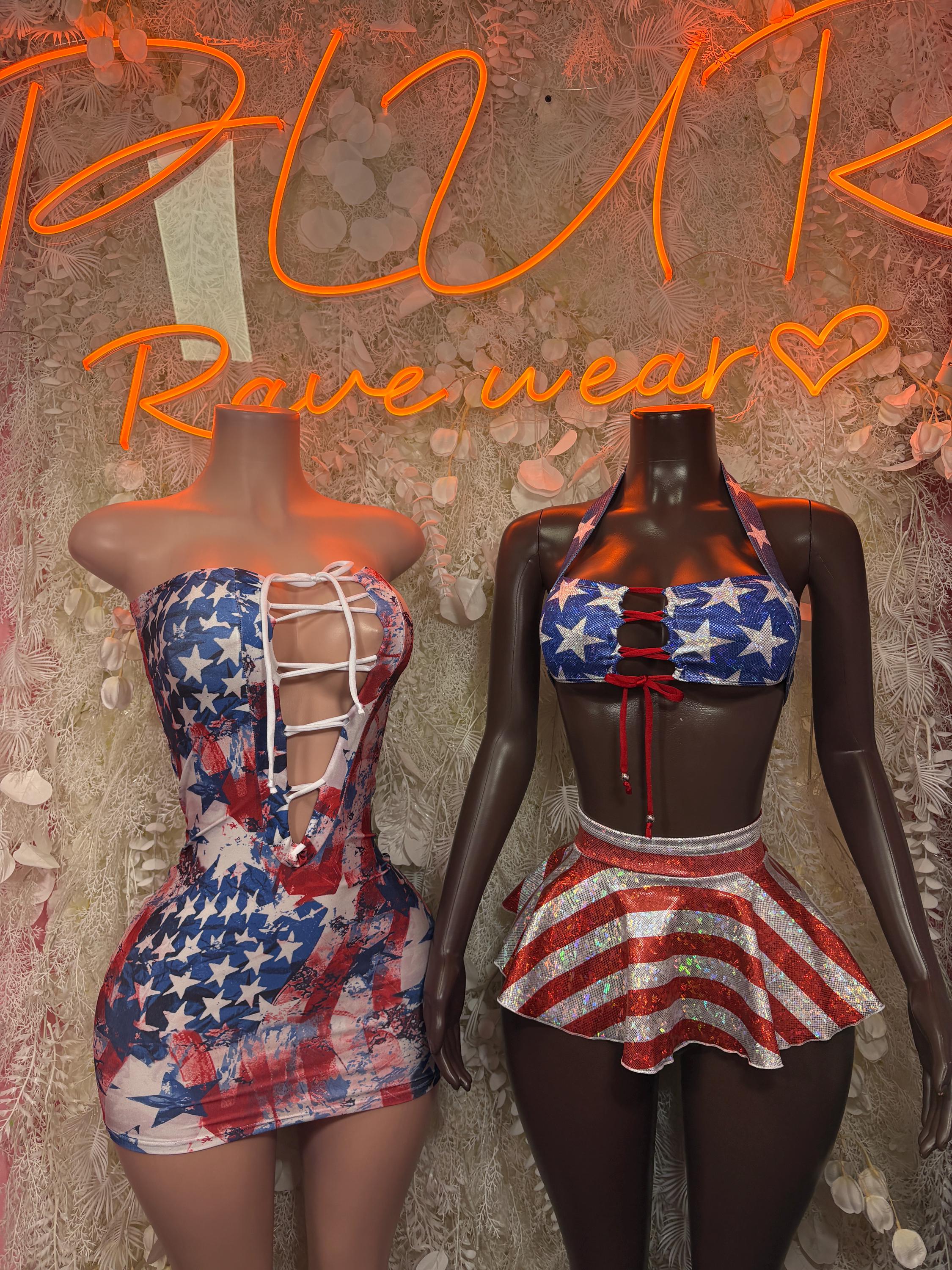 Stars and stripes strapless dress with lace-up back on two mannequins