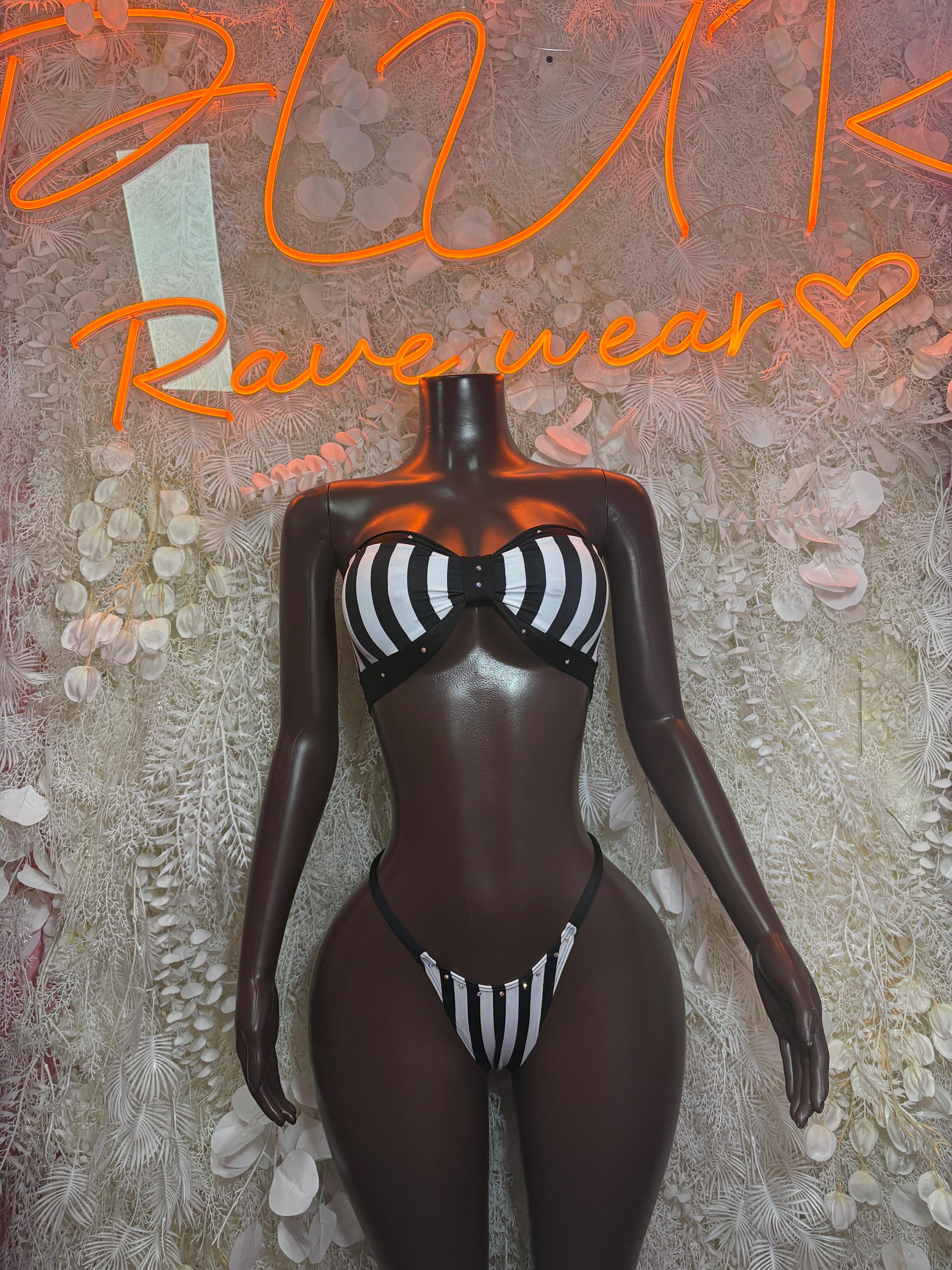 Referee Bikini Costume: Striped Bartender Outfit for Sports Occasions