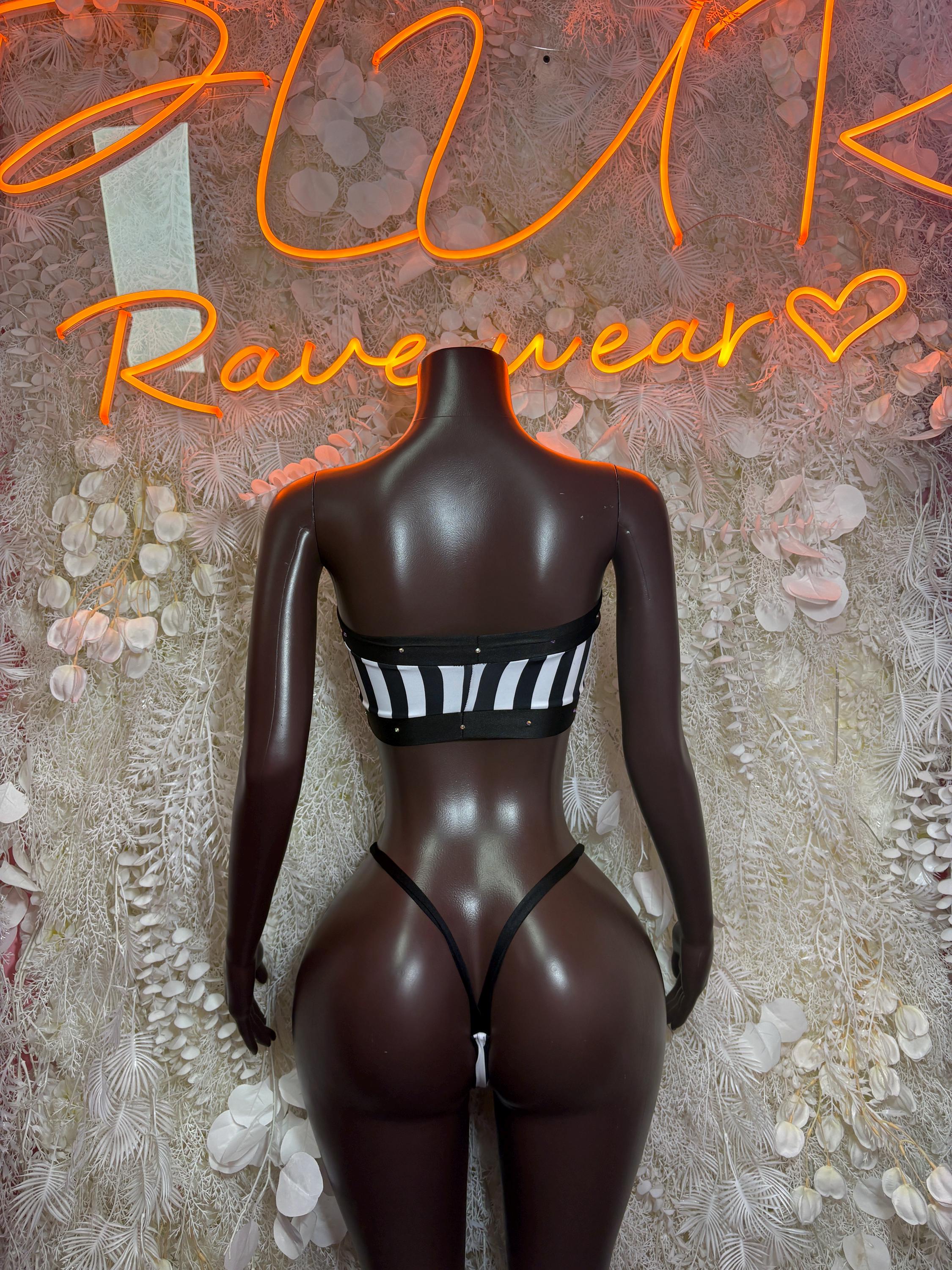 Referee Bikini Costume: Striped Bartender Outfit for Sports Occasions