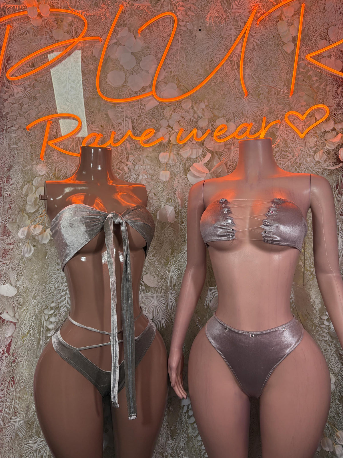 Silver strapless velvet bandeau thong set, front and back with center tie and hardware